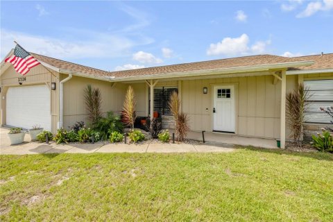 House in Edgewater, Florida 3 bedrooms, 139.35 sq.m. № 1900410 - photo 8