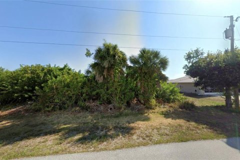 Land in Port Charlotte, Florida № 2163408