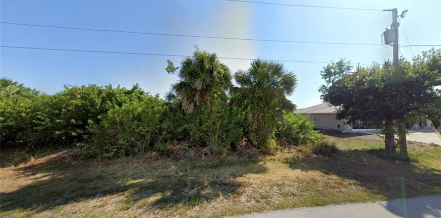 Land in Port Charlotte, Florida № 2163408