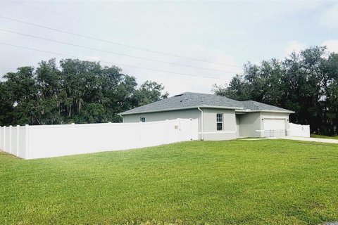 House in Ocala, Florida 4 bedrooms, 146.6 sq.m. № 1914070 - photo 3