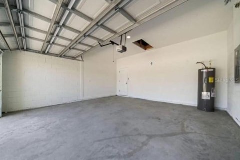 House in Ocala, Florida 4 bedrooms, 146.6 sq.m. № 1914070 - photo 21