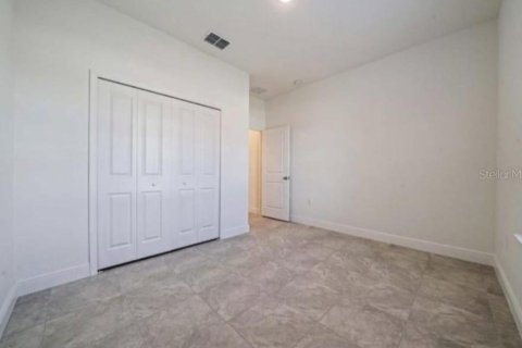 House in Ocala, Florida 4 bedrooms, 146.6 sq.m. № 1914070 - photo 14
