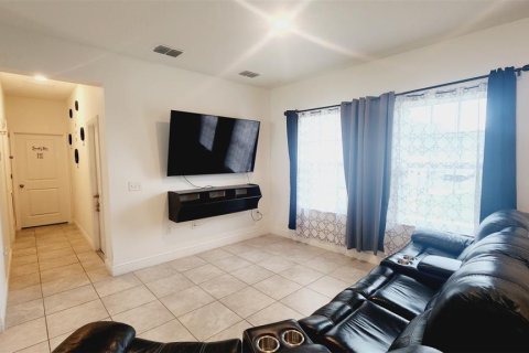 House in Ocala, Florida 4 bedrooms, 146.6 sq.m. № 1914070 - photo 7