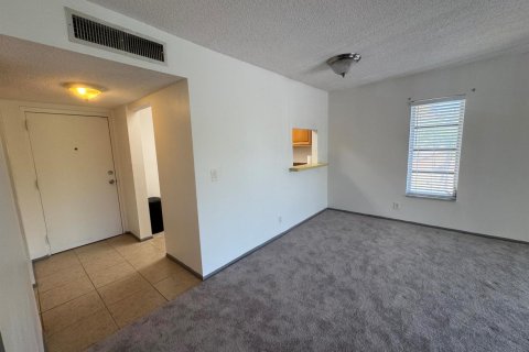 Condo in Boca Raton, Florida, 1 bedroom  № 2171454 - photo 9