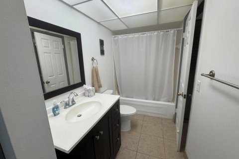 Condo in Boca Raton, Florida, 1 bedroom  № 2171454 - photo 14