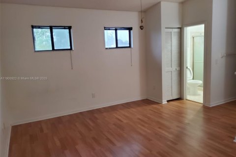 Townhouse in Davie, Florida 2 bedrooms, 123.19 sq.m. № 1952118 - photo 22