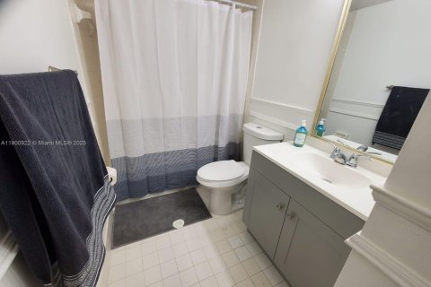 Townhouse in Davie, Florida 2 bedrooms, 123.19 sq.m. № 1952118 - photo 25
