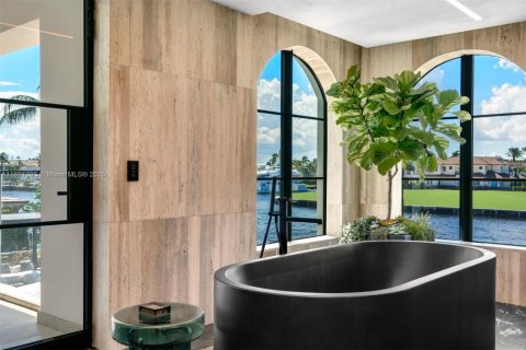 Villa ou maison à vendre à Boca Raton, Floride: 6 chambres, 965.35 m2 № 2021514 - photo 23