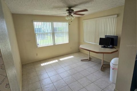 Casa en venta en Pinellas Park, Florida, 2 dormitorios, 147.44 m2 № 1823975 - foto 25