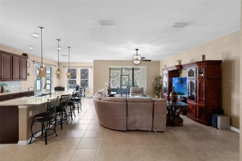 Villa ou maison à vendre à Minneola, Floride: 4 chambres, 264.59 m2 № 1916188 - photo 4