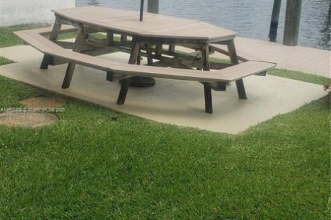 Condo in Delray Beach, Florida, 2 bedrooms  № 1865431 - photo 27