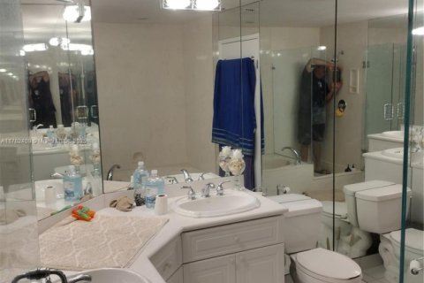 Condo in Delray Beach, Florida, 2 bedrooms  № 1865431 - photo 13