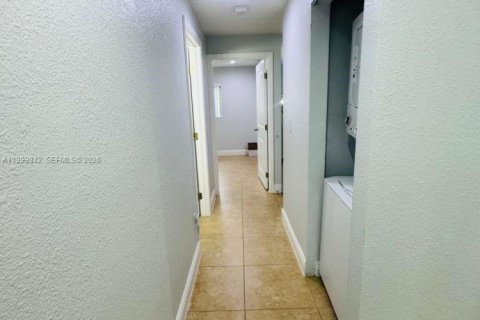 Copropriété à vendre à Miami, Floride: 3 chambres, 123.1 m2 № 2189334 - photo 24