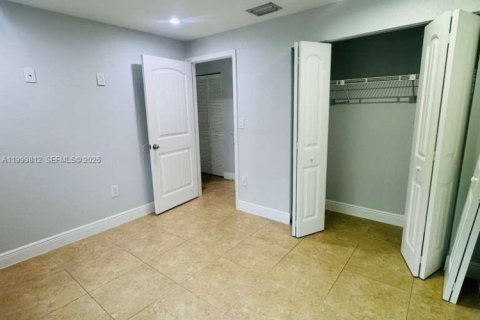 Copropriété à vendre à Miami, Floride: 3 chambres, 123.1 m2 № 2189334 - photo 29