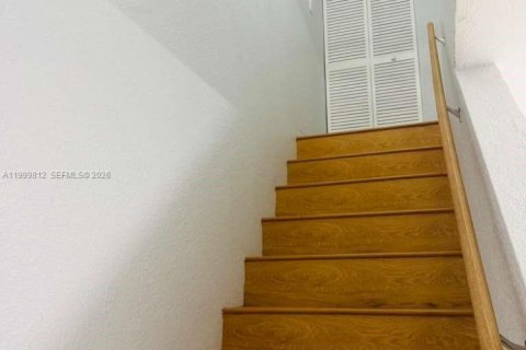 Copropriété à vendre à Miami, Floride: 3 chambres, 123.1 m2 № 2189334 - photo 12