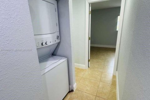 Copropriété à vendre à Miami, Floride: 3 chambres, 123.1 m2 № 2189334 - photo 15