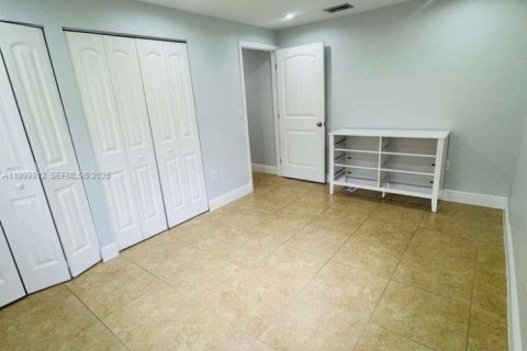 Copropriété à vendre à Miami, Floride: 3 chambres, 123.1 m2 № 2189334 - photo 19