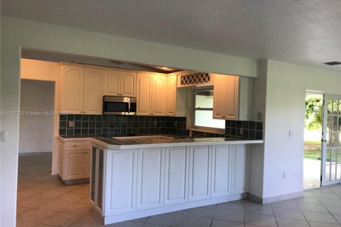 Villa ou maison à vendre à Homestead, Floride: 4 chambres, 232.26 m2 № 1706525 - photo 4