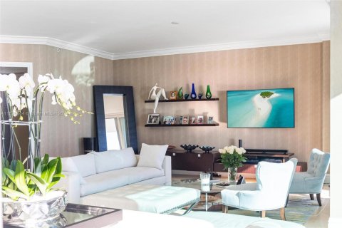 Copropriété à louer à Bal Harbour, Floride: 2 chambres, 198.44 m2 № 1977312 - photo 11