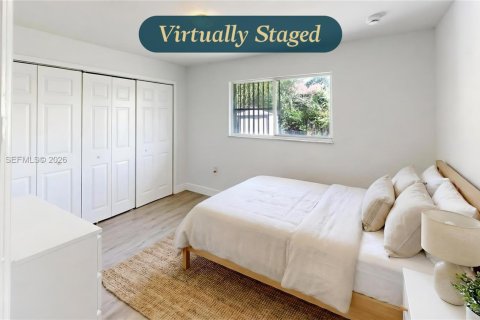 House in Florida City, Florida 3 bedrooms, 126.16 sq.m. № 2066205 - photo 25