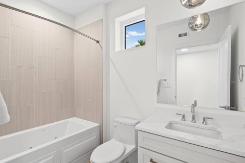Townhouse in Clearwater, Florida 3 bedrooms, 310.39 sq.m. № 2201719 - photo 19