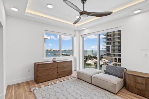 Townhouse in Clearwater, Florida 3 bedrooms, 310.39 sq.m. № 2201719 - photo 22