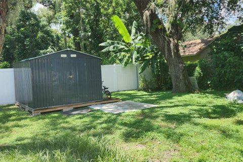 House in Zephyrhills, Florida 3 bedrooms, 68.19 sq.m. № 1894502 - photo 13