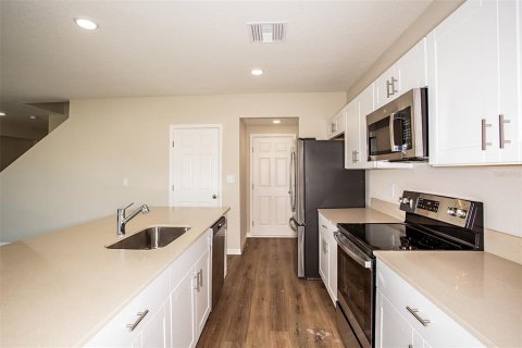 Villa ou maison à vendre à Haines City, Floride: 5 chambres, 268.67 m2 № 2149532 - photo 8
