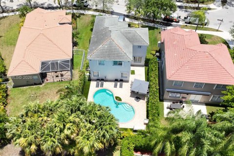 House in Weston, Florida 4 bedrooms, 209.59 sq.m. № 2076605 - photo 27