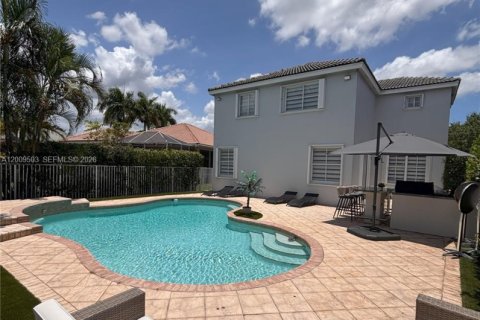 House in Weston, Florida 4 bedrooms, 209.59 sq.m. № 2076605 - photo 28