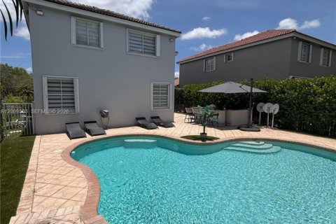 House in Weston, Florida 4 bedrooms, 209.59 sq.m. № 2076605 - photo 29