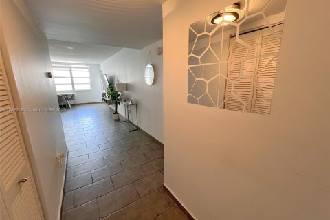 Copropriété à vendre à Aventura, Floride: 1 chambre, 81.1 m2 № 1961508 - photo 5
