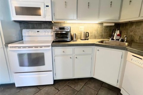 Copropriété à vendre à Aventura, Floride: 1 chambre, 81.1 m2 № 1961508 - photo 21