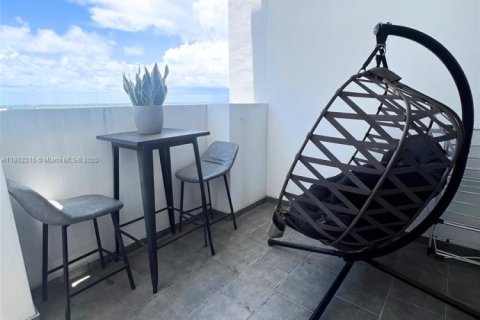 Copropriété à vendre à Aventura, Floride: 1 chambre, 81.1 m2 № 1961508 - photo 18