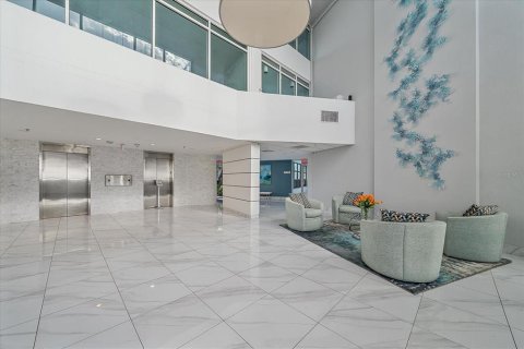 Copropriété à vendre à Sarasota, Floride: 2 chambres, 152.55 m2 № 1525298 - photo 10