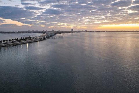 Copropriété à vendre à Sarasota, Floride: 2 chambres, 152.55 m2 № 1525298 - photo 3