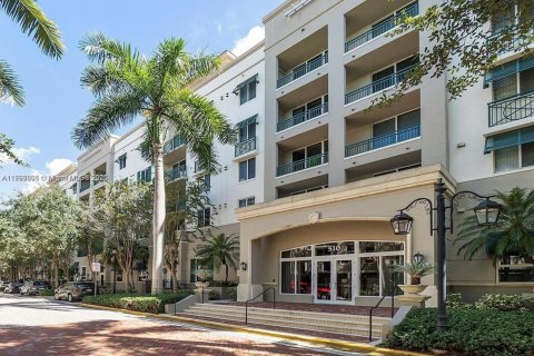 Condo in Plantation, Florida, 2 bedrooms  № 1700506 - photo 2