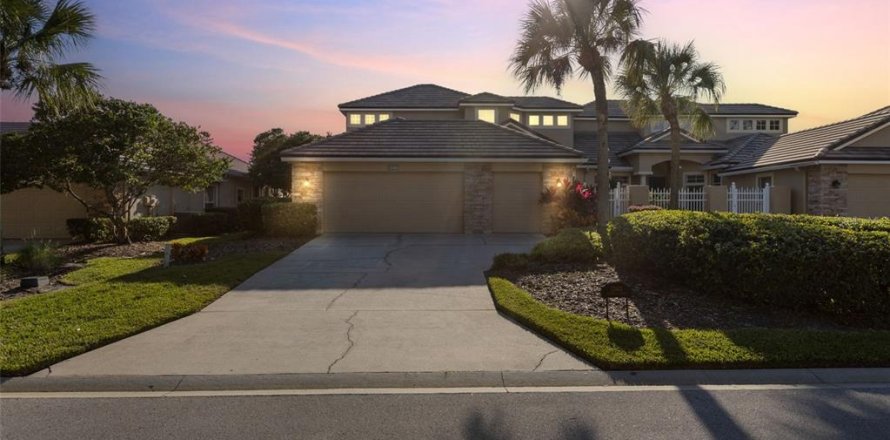 Villa ou maison à Dade City, Floride 3 chambres, 255.48 m2 № 2234022