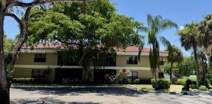 Apartamento en Coconut Creek, Florida 3 dormitorios, 103.68 m2 № 2004336