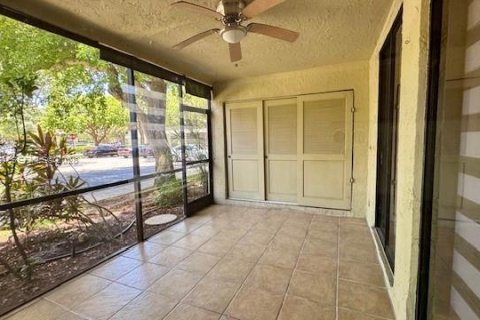 Apartamento en alquiler en Coconut Creek, Florida, 3 dormitorios, 103.68 m2 № 2004336 - foto 17