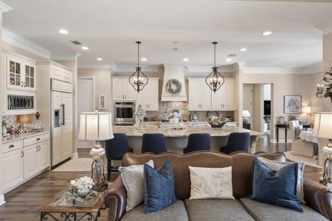House in Winter Garden, Florida 5 bedrooms, 416.48 sq.m. № 1851515 - photo 12