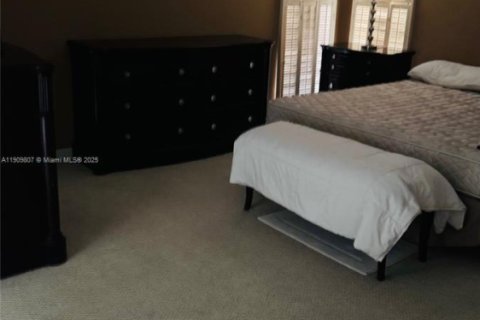 Снять в аренду кондоминиум в Помпано-Бич, Флорида 3 спальни, 129.13м2, № 1965461 - фото 12