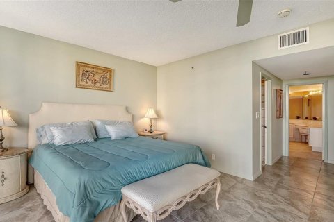 Condo in Longboat Key, Florida, 3 bedrooms  № 1548866 - photo 2