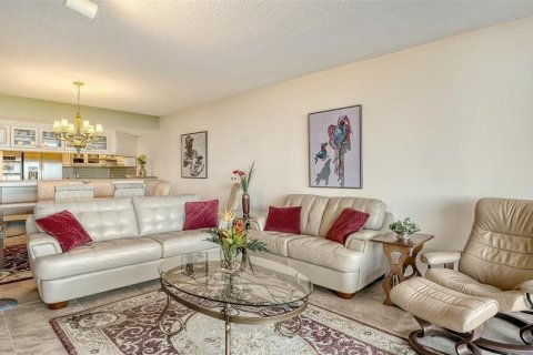 Condo in Longboat Key, Florida, 3 bedrooms  № 1548866 - photo 18