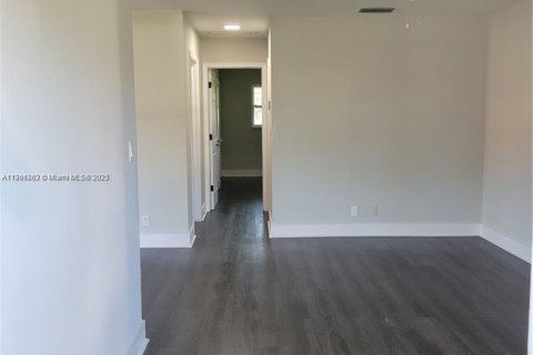 Casa en alquiler en Pompano Beach, Florida, 2 dormitorios, 84.73 m2 № 1964234 - foto 4