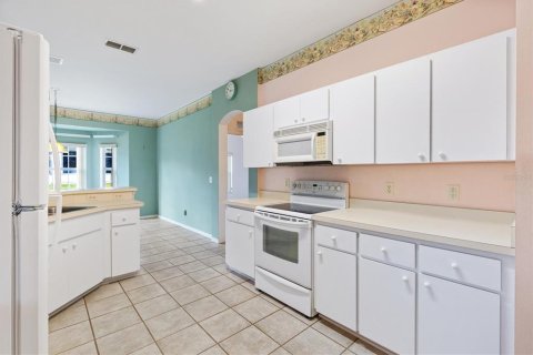 Купить виллу или дом в Саммерфилд, Флорида 7 комнат, 157.93м2, № 1910812 - фото 14