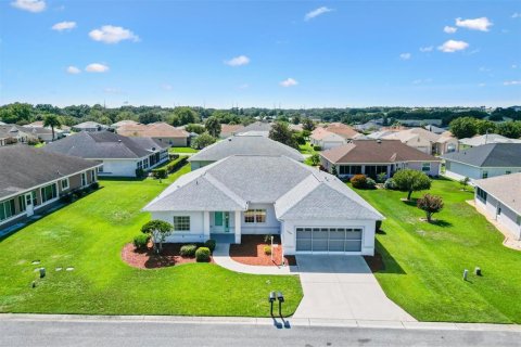 Villa ou maison à vendre à Summerfield, Floride: 3 chambres, 157.93 m2 № 1910812 - photo 1