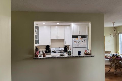 Copropriété à louer à West Palm Beach, Floride: 2 chambres, 74.14 m2 № 2412832 - photo 3