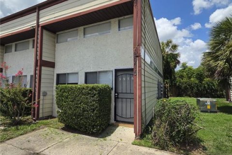 House in Orlando, Florida 1 bedroom, 70.79 sq.m. № 2197425