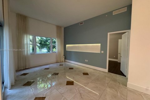 Condo in Aventura, Florida, 3 bedrooms  № 1976288 - photo 13